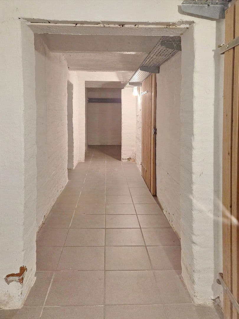 Prodej domu 3.097 m², pozemek 6.717 m², Haidelausigker Weg 2-6, Dessau-Roßlau OT Kochstedt, Sasko-Anhaltsko Prodej domu 3.097 m², pozemek 6.717 m², Haidelausigker Weg 2-6, Dessau-Roßlau OT Kochstedt, Sasko-Anhaltsko