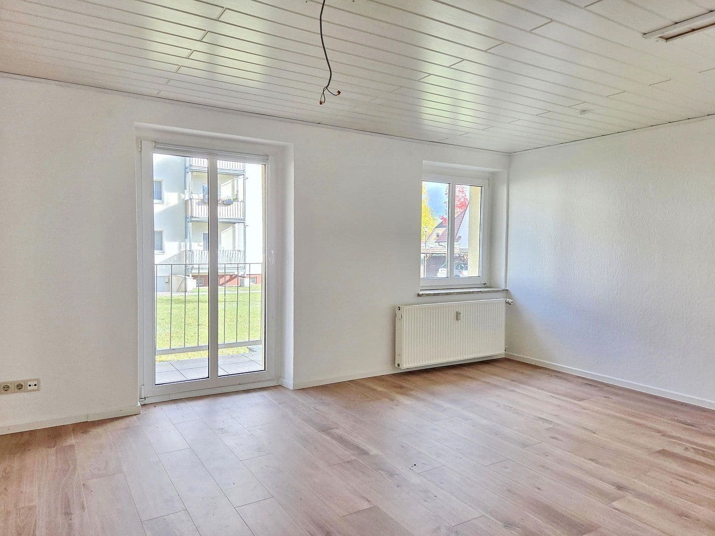 Prodej domu 3.097 m², pozemek 6.717 m², Haidelausigker Weg 2-6, Dessau-Roßlau OT Kochstedt, Sasko-Anhaltsko Prodej domu 3.097 m², pozemek 6.717 m², Haidelausigker Weg 2-6, Dessau-Roßlau OT Kochstedt, Sasko-Anhaltsko