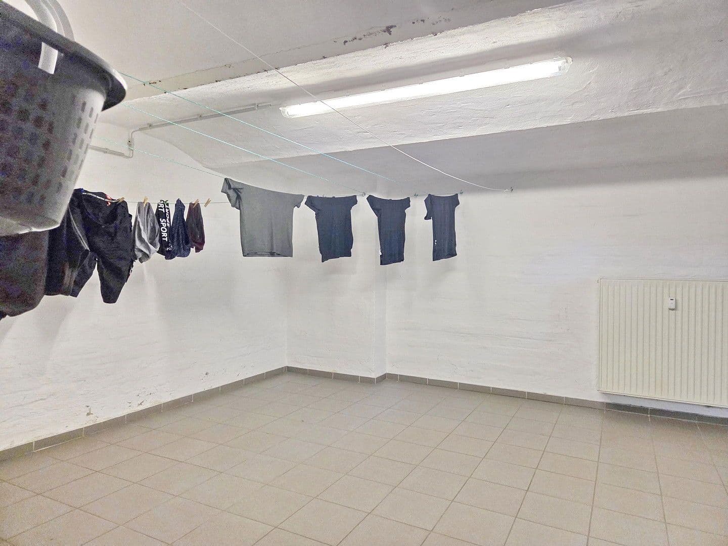 Prodej domu 3.097 m², pozemek 6.717 m², Haidelausigker Weg 2-6, Dessau-Roßlau OT Kochstedt, Sasko-Anhaltsko Prodej domu 3.097 m², pozemek 6.717 m², Haidelausigker Weg 2-6, Dessau-Roßlau OT Kochstedt, Sasko-Anhaltsko