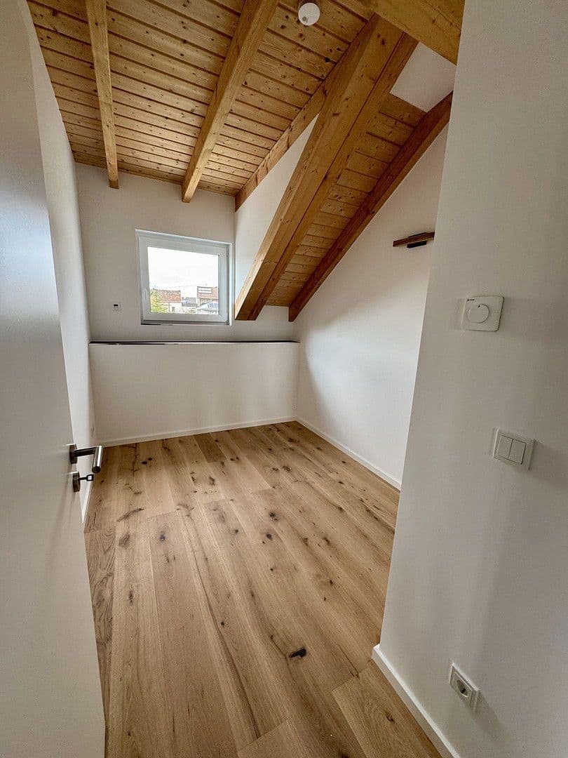 Pronájem bytu 3+1 70 m², Bous, Země Sársko Pronájem bytu 3+1 70 m², Bous, Země Sársko