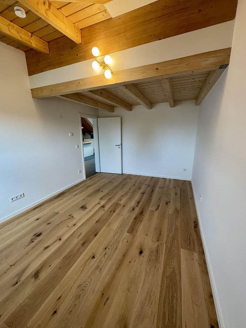 Pronájem bytu 3+1 70 m², Bous, Země Sársko Pronájem bytu 3+1 70 m², Bous, Země Sársko