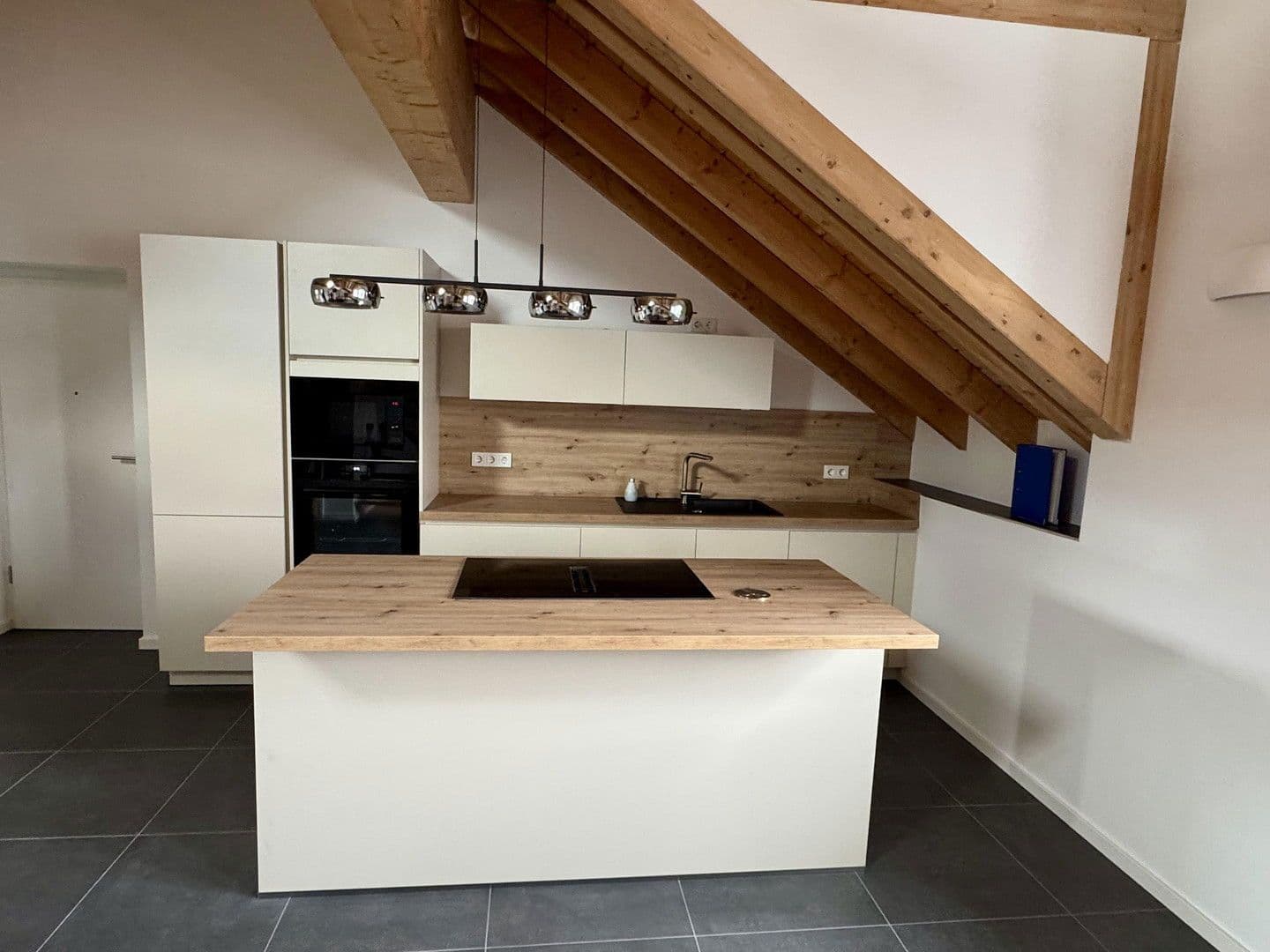 Pronájem bytu 3+1 70 m², Bous, Země Sársko Pronájem bytu 3+1 70 m², Bous, Země Sársko