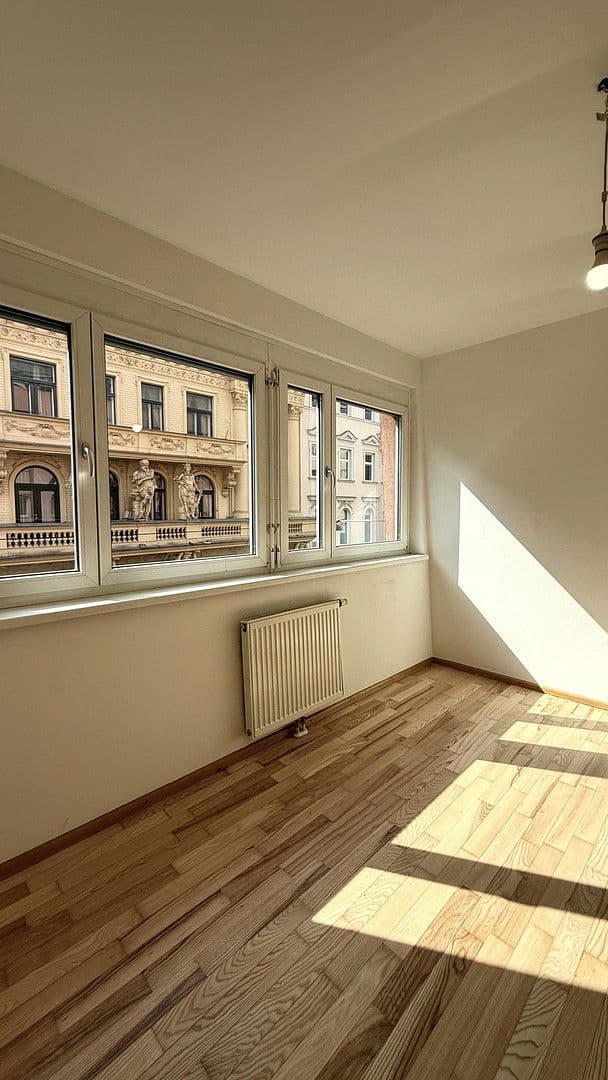 Pronájem bytu 2+1 40 m², Hernalser Hauptstraße 22, Wien, Wien Pronájem bytu 2+1 40 m², Hernalser Hauptstraße 22, Wien, Wien