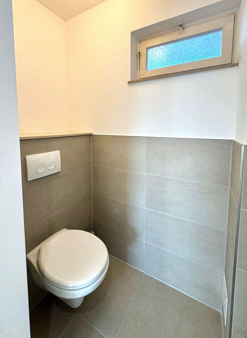 Prodej bytu 3+1 75 m², Hohenstaufenstrasse 100, Göppingen, Bádensko-Württembersko Prodej bytu 3+1 75 m², Hohenstaufenstrasse 100, Göppingen, Bádensko-Württembersko