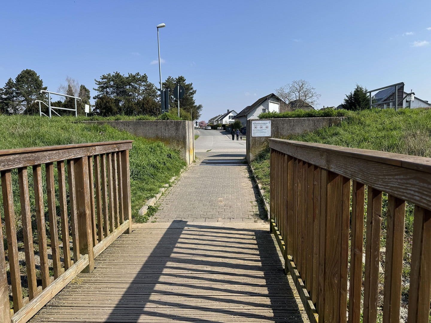 Pronájem bytu 4+1 86 m², Gernotstraße 6, Gernsheim, Hessen Pronájem bytu 4+1 86 m², Gernotstraße 6, Gernsheim, Hessen