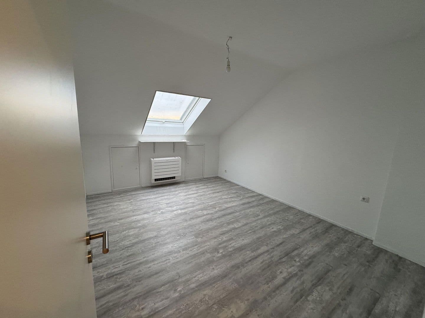 Pronájem bytu 4+1 86 m², Gernotstraße 6, Gernsheim, Hessen Pronájem bytu 4+1 86 m², Gernotstraße 6, Gernsheim, Hessen