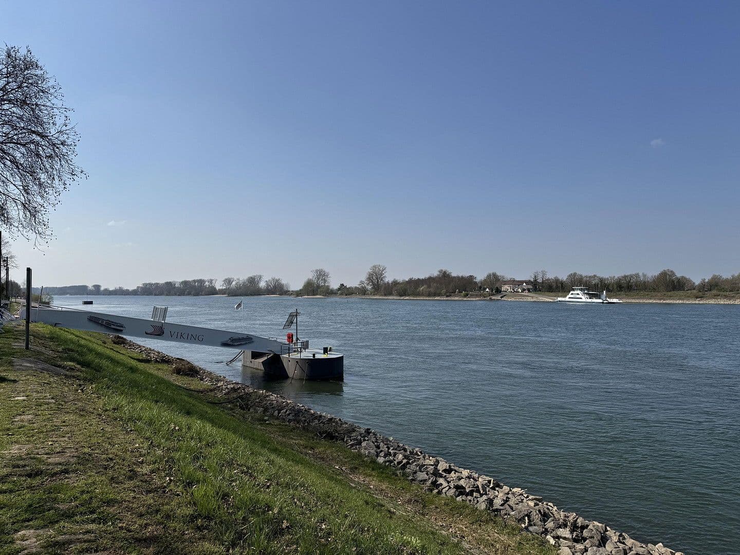 Pronájem bytu 4+1 86 m², Gernotstraße 6, Gernsheim, Hessen Pronájem bytu 4+1 86 m², Gernotstraße 6, Gernsheim, Hessen