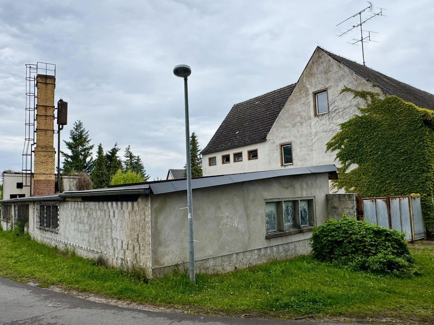 Prodej domu 1.000 m², pozemek 2.000 m², Hauptstraße 5, Lübbenau/Spreewald, Braniborsko Prodej domu 1.000 m², pozemek 2.000 m², Hauptstraße 5, Lübbenau/Spreewald, Braniborsko
