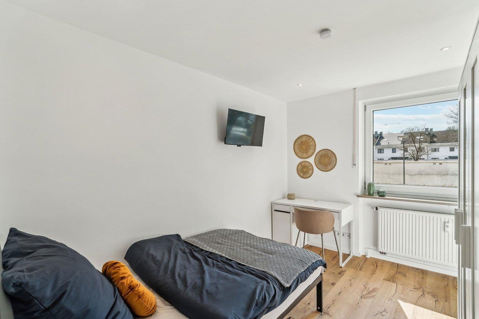 Pronájem bytu 1+1 22 m², Solothurner Straße 9, München, Bavorsko Pronájem bytu 1+1 22 m², Solothurner Straße 9, München, Bavorsko