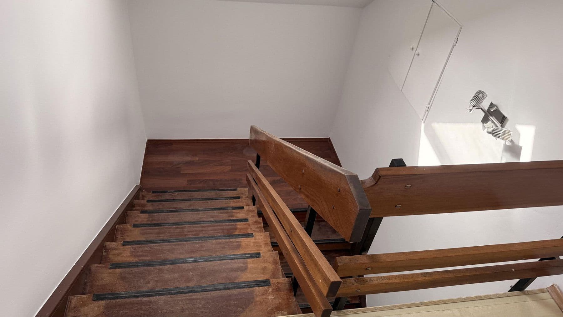 Prodej bytu 1+1 24 m², Falkenweg 1, Pfinztal, Bádensko-Württembersko Prodej bytu 1+1 24 m², Falkenweg 1, Pfinztal, Bádensko-Württembersko