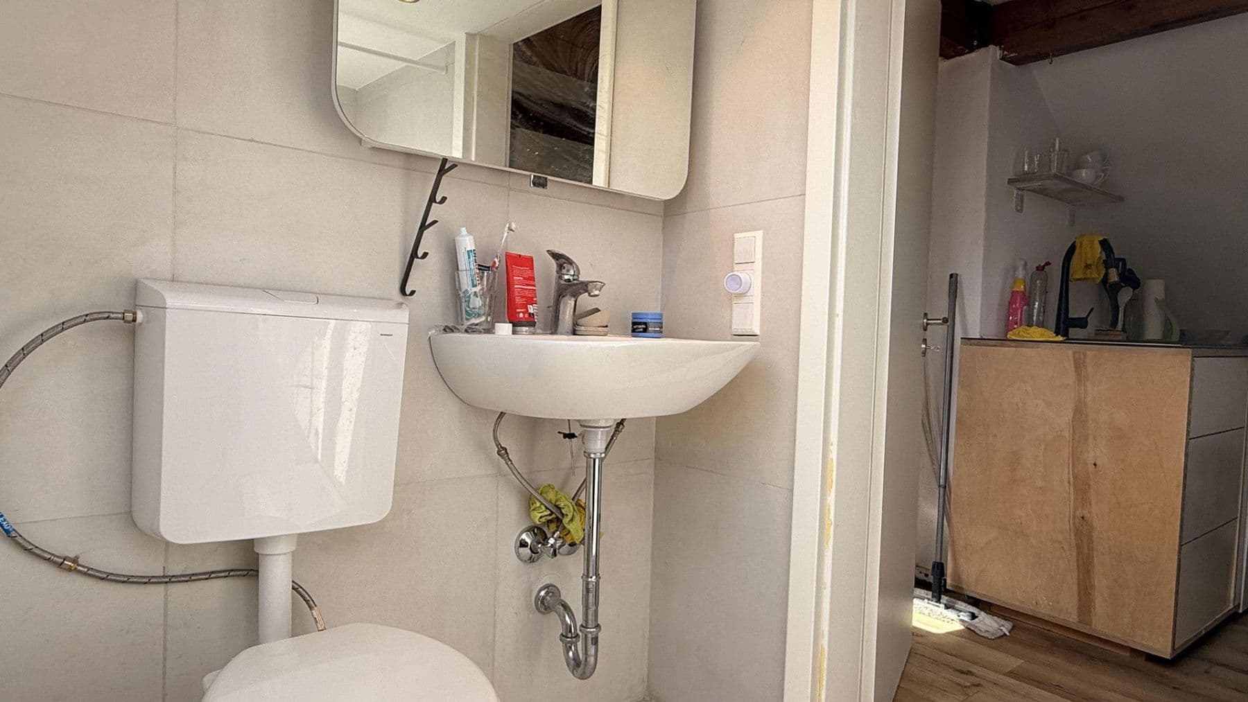 Prodej bytu 1+1 24 m², Falkenweg 1, Pfinztal, Bádensko-Württembersko Prodej bytu 1+1 24 m², Falkenweg 1, Pfinztal, Bádensko-Württembersko