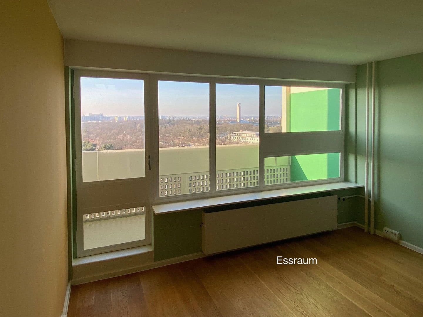 Prodej bytu 3+1 106 m², Berlin, Berlín Prodej bytu 3+1 106 m², Berlin, Berlín