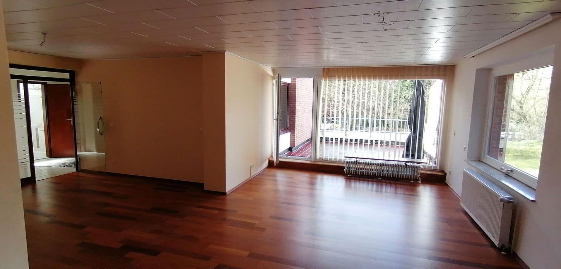 Prodej bytu 4+1 125 m², Wentorf bei Hamburg, Šlesvicko-Holštýnsko Prodej bytu 4+1 125 m², Wentorf bei Hamburg, Šlesvicko-Holštýnsko