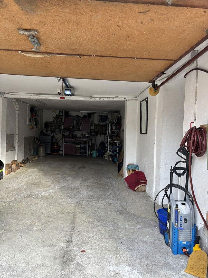 Prodej domu 170 m², pozemek 321 m², Kirchstrasse 1, Reichenbach am Heuberg, Bádensko-Württembersko Prodej domu 170 m², pozemek 321 m², Kirchstrasse 1, Reichenbach am Heuberg, Bádensko-Württembersko