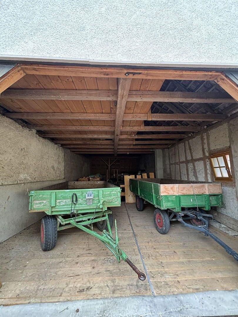 Prodej domu 170 m², pozemek 321 m², Kirchstrasse 1, Reichenbach am Heuberg, Bádensko-Württembersko Prodej domu 170 m², pozemek 321 m², Kirchstrasse 1, Reichenbach am Heuberg, Bádensko-Württembersko