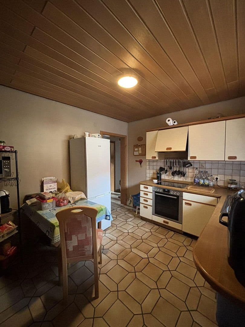 Prodej domu 170 m², pozemek 321 m², Kirchstrasse 1, Reichenbach am Heuberg, Bádensko-Württembersko Prodej domu 170 m², pozemek 321 m², Kirchstrasse 1, Reichenbach am Heuberg, Bádensko-Württembersko