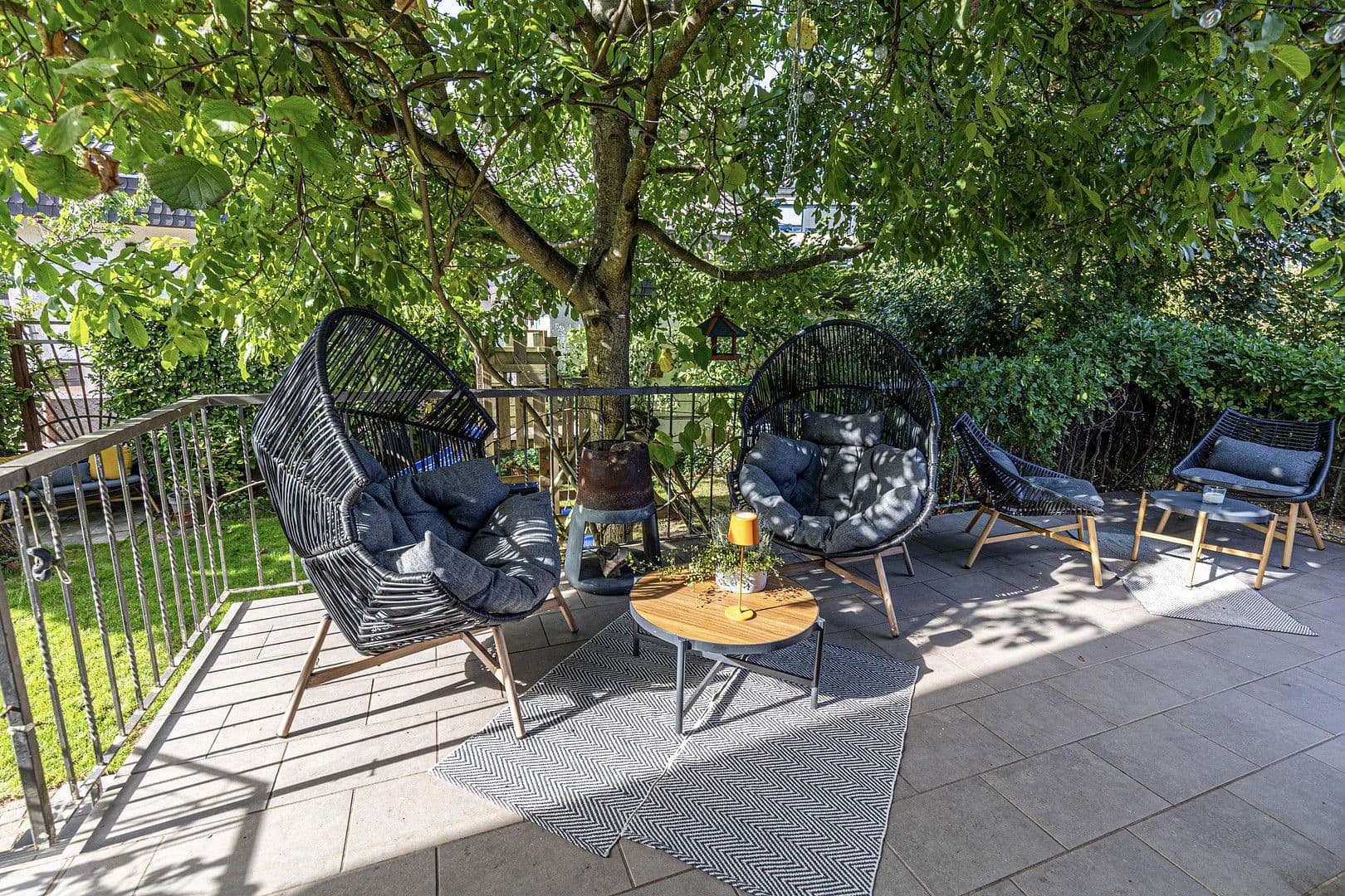 Prodej domu 211 m², pozemek 322 m², Rauenberger Straße, Dielheim, Bádensko-Württembersko Prodej domu 211 m², pozemek 322 m², Rauenberger Straße, Dielheim, Bádensko-Württembersko