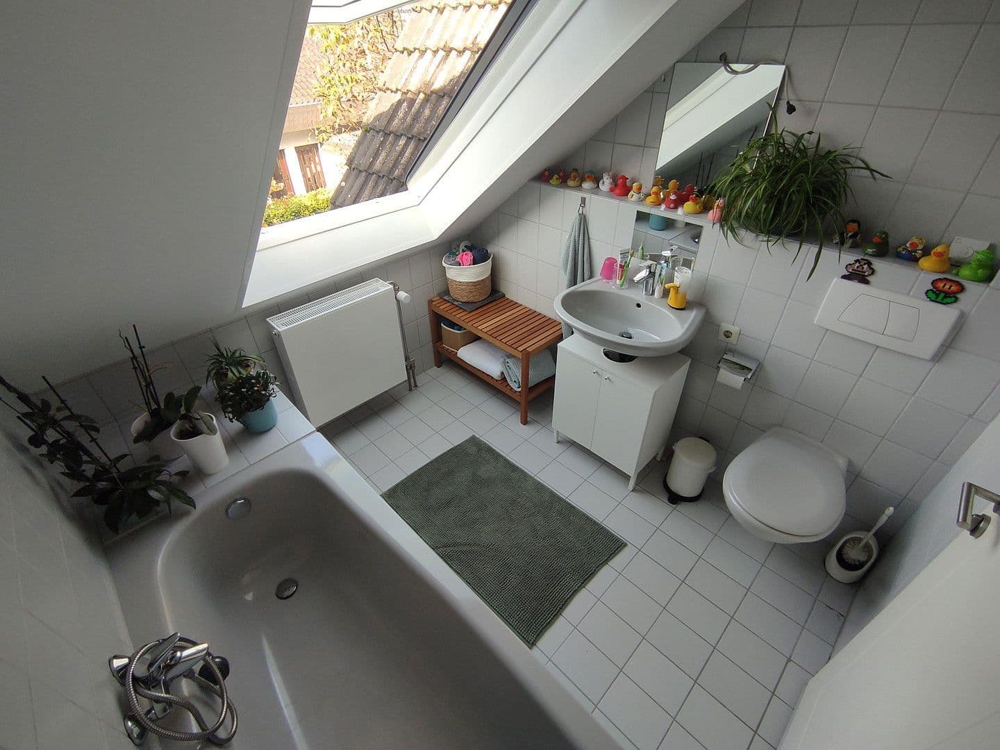 Prodej domu 211 m², pozemek 322 m², Rauenberger Straße, Dielheim, Bádensko-Württembersko Prodej domu 211 m², pozemek 322 m², Rauenberger Straße, Dielheim, Bádensko-Württembersko