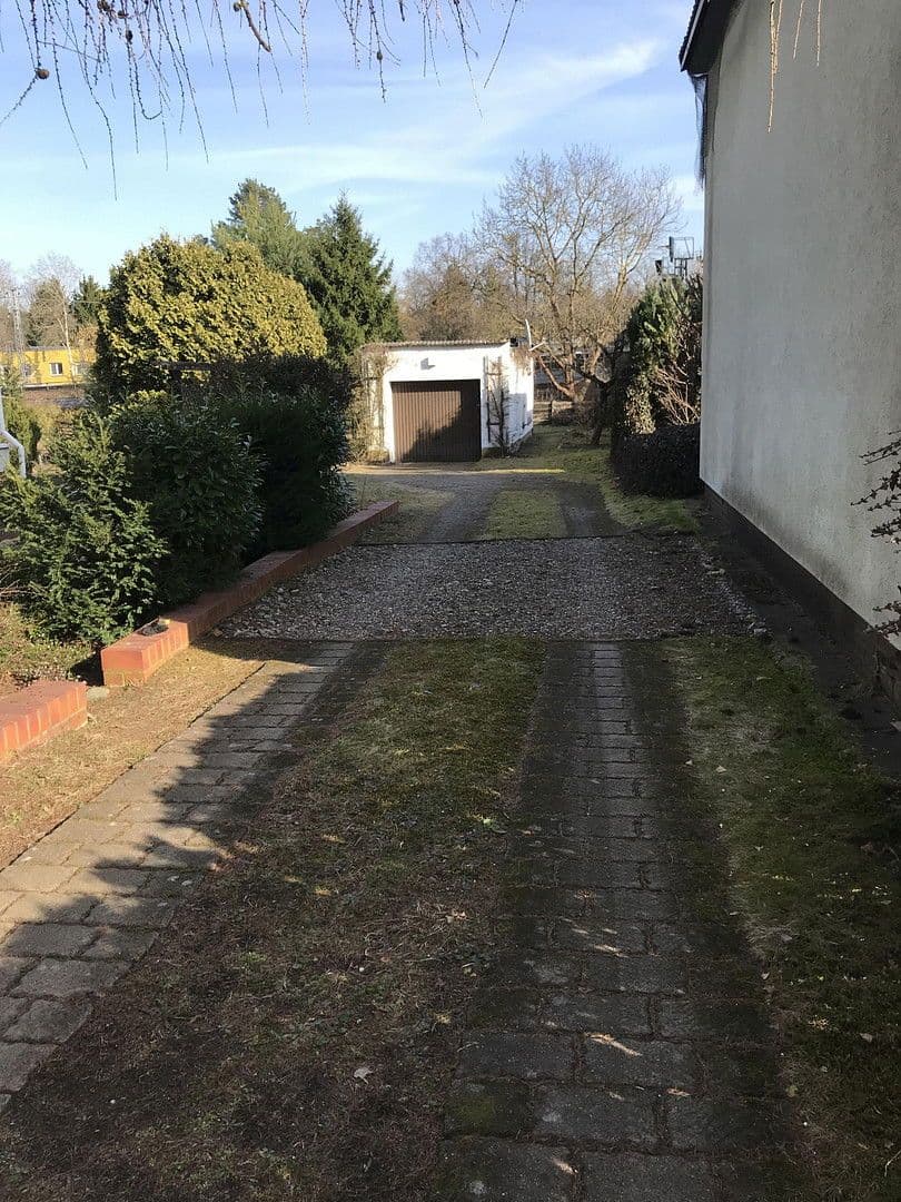 Prodej pozemku 1.102 m², Hohen Neuendorf, Braniborsko Prodej pozemku 1.102 m², Hohen Neuendorf, Braniborsko