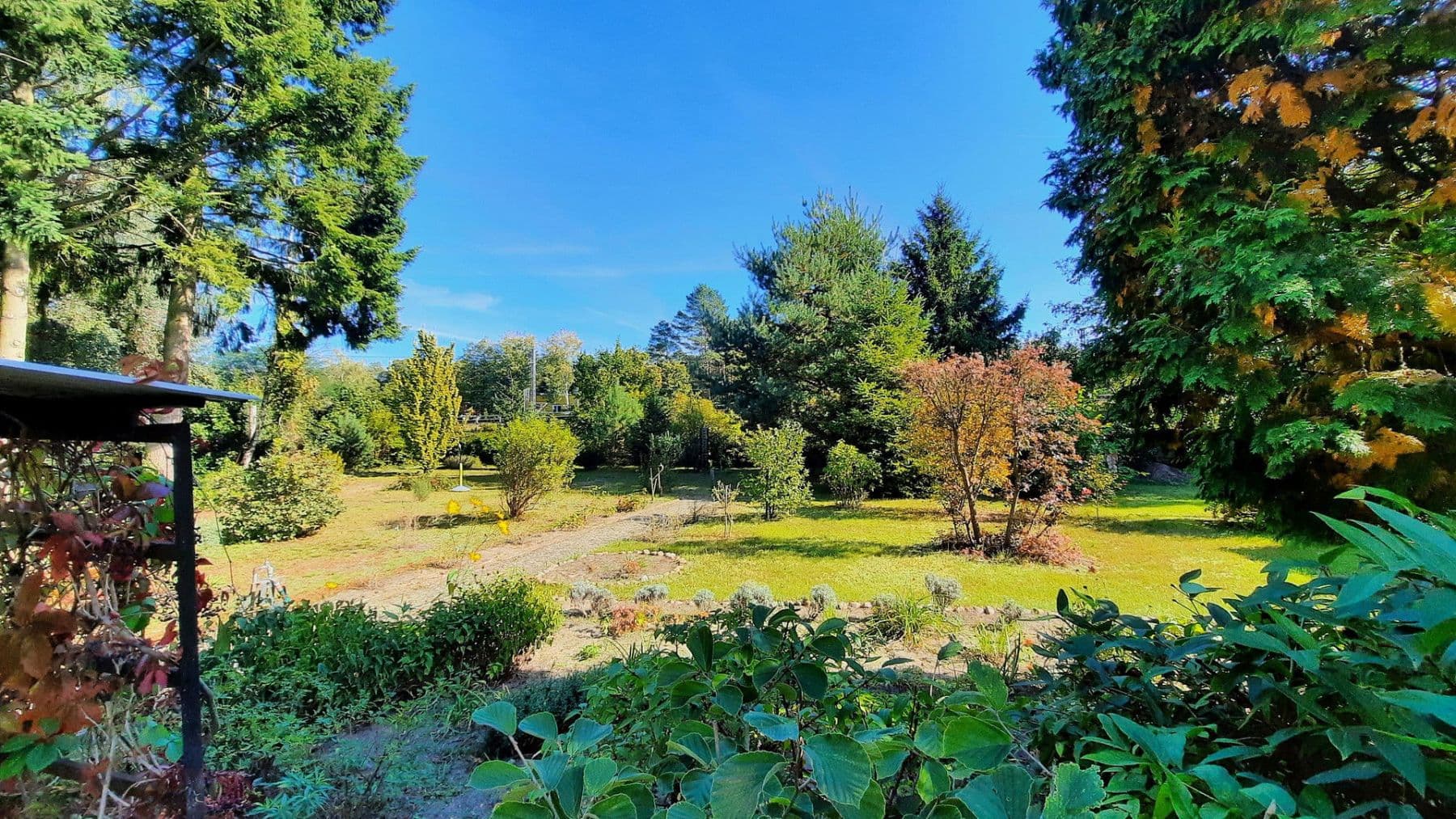 Prodej pozemku 1.102 m², Hohen Neuendorf, Braniborsko Prodej pozemku 1.102 m², Hohen Neuendorf, Braniborsko