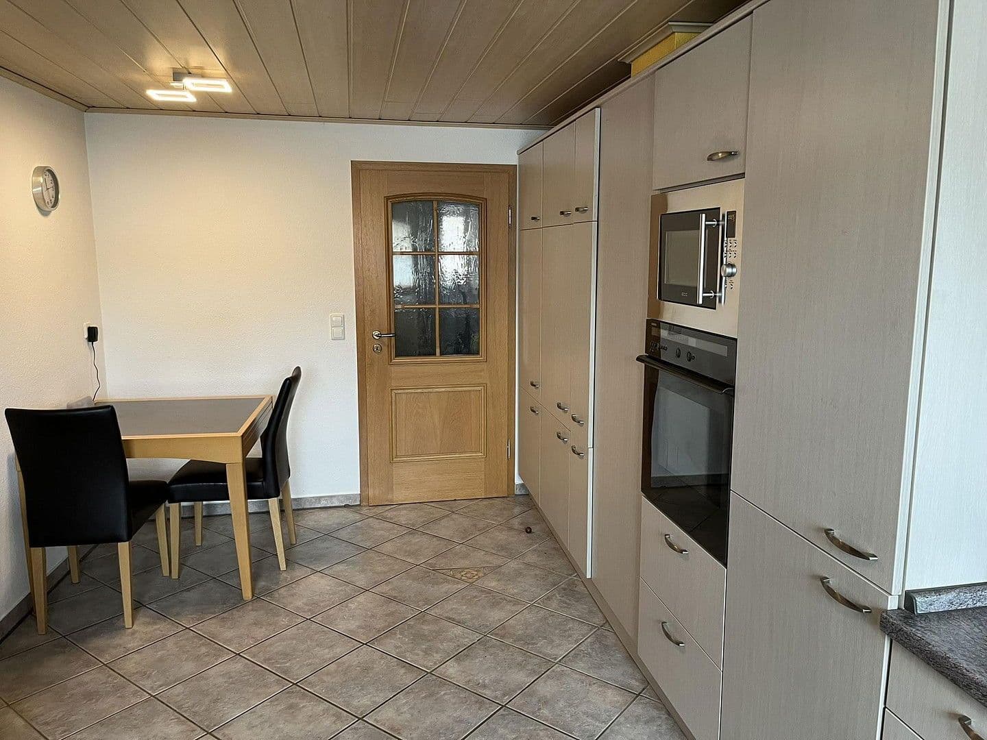 Prodej bytu 5+1 170 m², Rottenburg am Neckar, Bádensko-Württembersko Prodej bytu 5+1 170 m², Rottenburg am Neckar, Bádensko-Württembersko