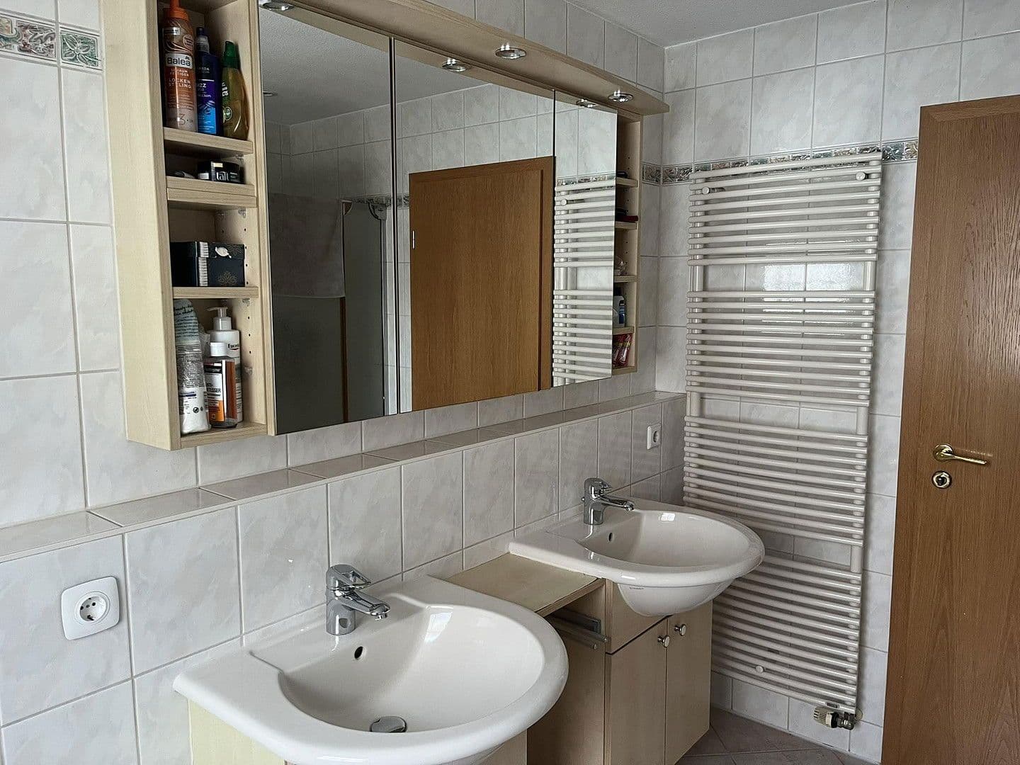 Prodej bytu 5+1 170 m², Rottenburg am Neckar, Bádensko-Württembersko Prodej bytu 5+1 170 m², Rottenburg am Neckar, Bádensko-Württembersko