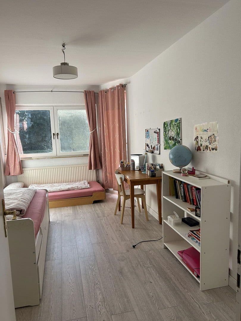 Prodej domu 128 m², pozemek 588 m², Berlin, Berlín Prodej domu 128 m², pozemek 588 m², Berlin, Berlín