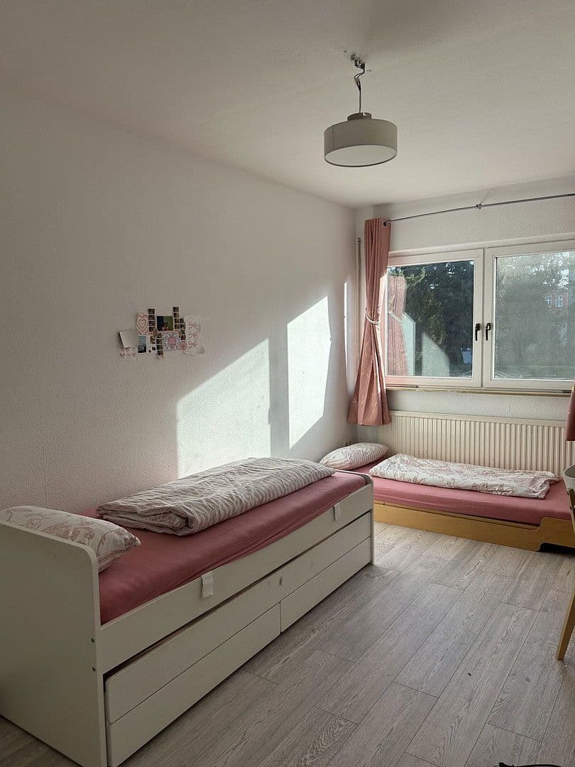 Prodej domu 128 m², pozemek 588 m², Berlin, Berlín Prodej domu 128 m², pozemek 588 m², Berlin, Berlín