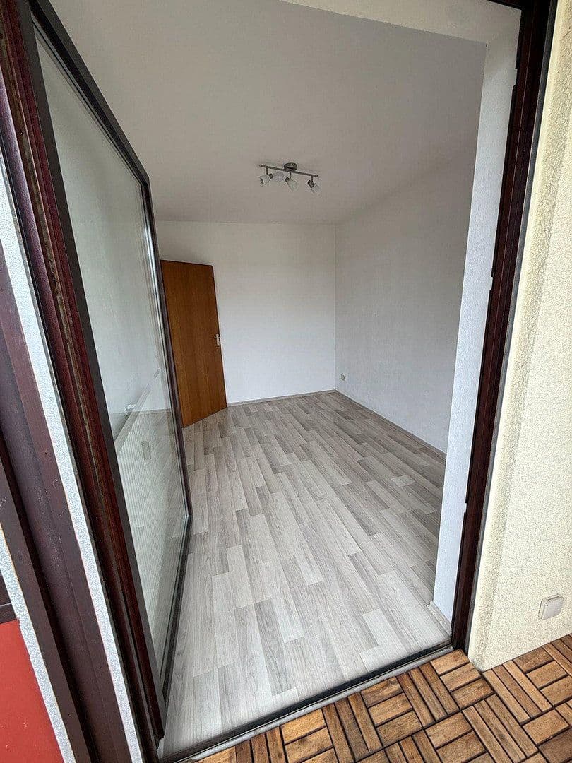 Pronájem bytu 2+1 51 m², Dreieichstr., Friedrichsdorf, Hessen Pronájem bytu 2+1 51 m², Dreieichstr., Friedrichsdorf, Hessen