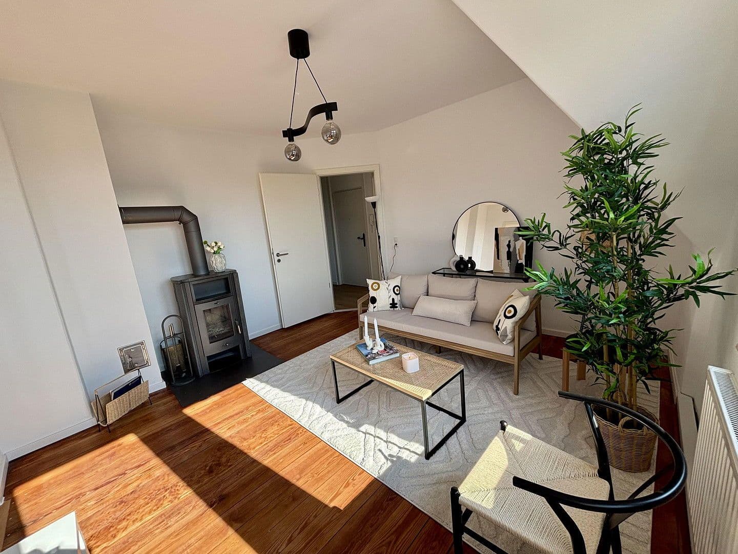 Prodej bytu 4+1 76 m², Pragstr., Stuttgart, Bádensko-Württembersko Prodej bytu 4+1 76 m², Pragstr., Stuttgart, Bádensko-Württembersko