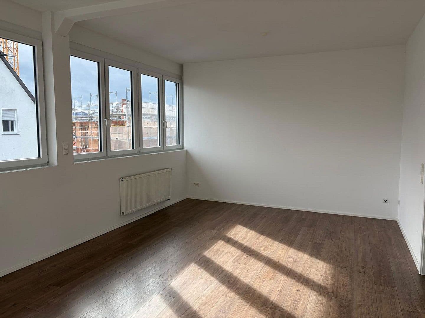 Prodej bytu 3+1 68 m², Reutlingen, Bádensko-Württembersko Prodej bytu 3+1 68 m², Reutlingen, Bádensko-Württembersko