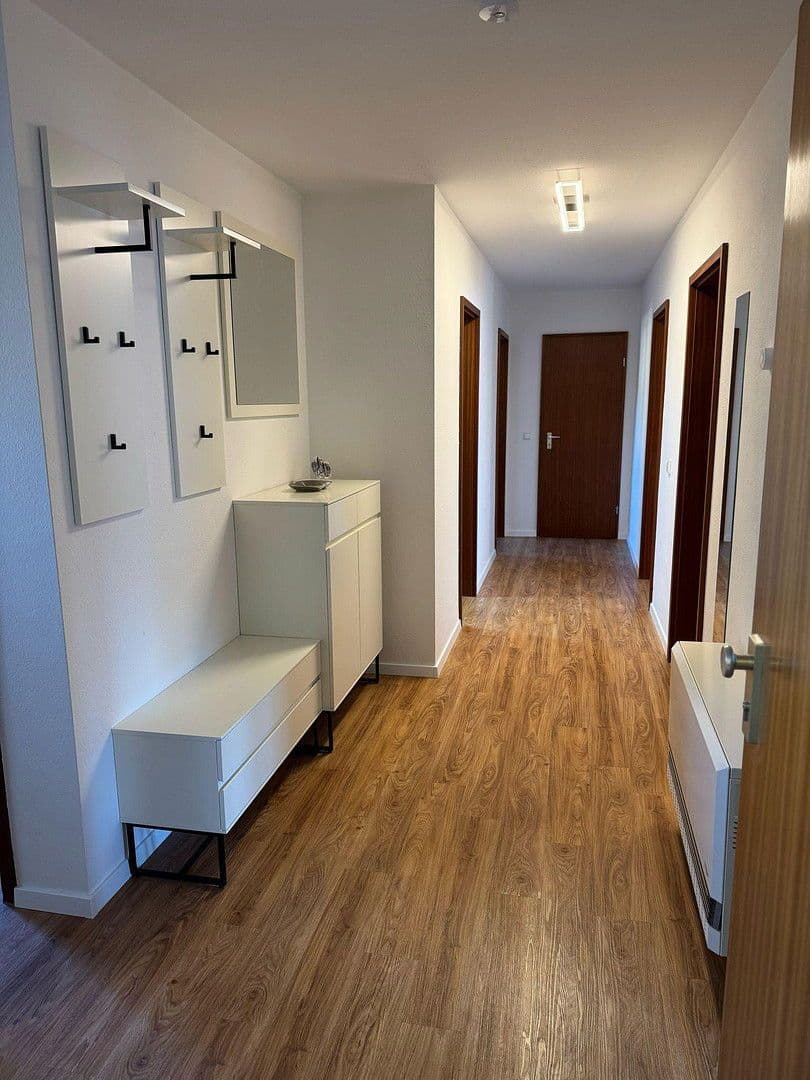 Pronájem bytu 4+1 85 m², Steinheim am Albuch, Bádensko-Württembersko Pronájem bytu 4+1 85 m², Steinheim am Albuch, Bádensko-Württembersko