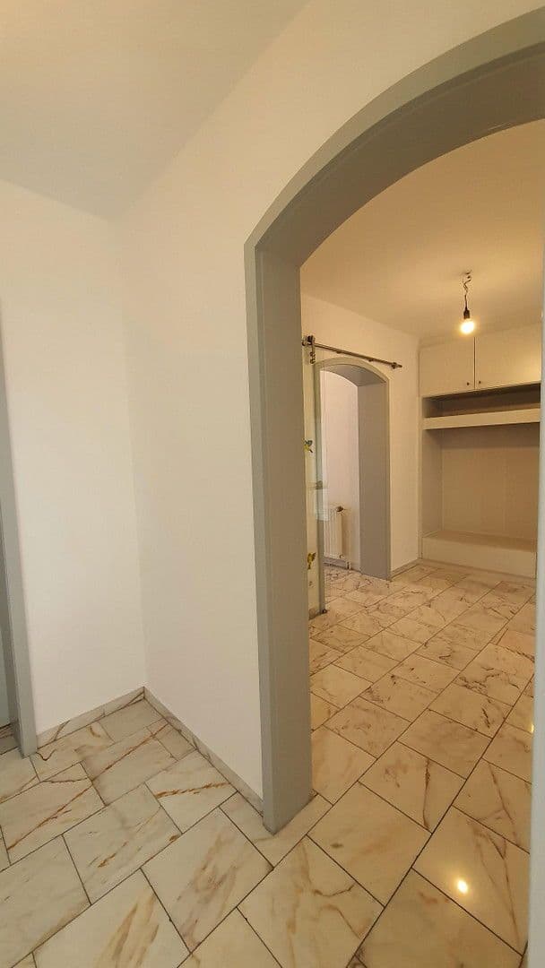 Pronájem bytu 4+kk 130 m², Duisburg, Severní Porýní-Vestfálsko Pronájem bytu 4+kk 130 m², Duisburg, Severní Porýní-Vestfálsko