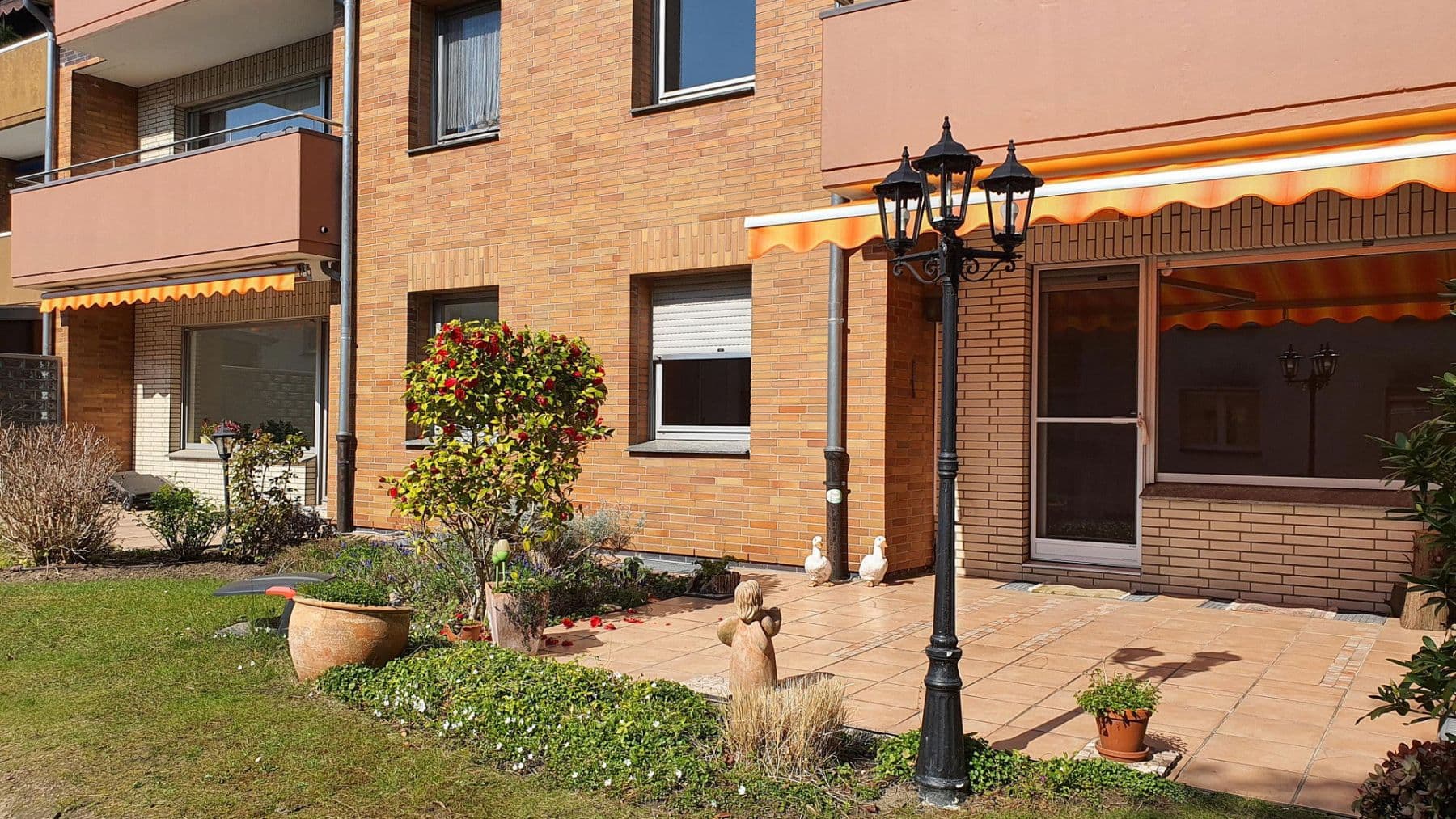 Pronájem bytu 4+kk 130 m², Duisburg, Severní Porýní-Vestfálsko Pronájem bytu 4+kk 130 m², Duisburg, Severní Porýní-Vestfálsko