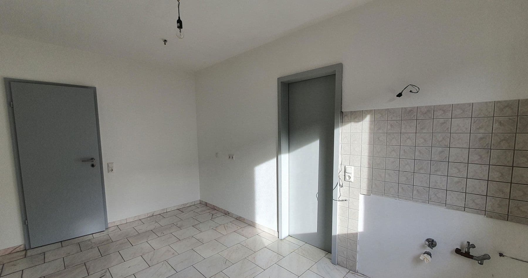 Pronájem bytu 4+kk 130 m², Duisburg, Severní Porýní-Vestfálsko Pronájem bytu 4+kk 130 m², Duisburg, Severní Porýní-Vestfálsko