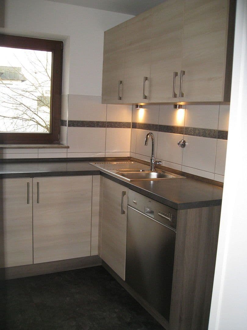 Pronájem bytu 2+kk 71 m², Pfullendorfer Str. 10, Ulm Wiblingen, Bádensko-Württembersko Pronájem bytu 2+kk 71 m², Pfullendorfer Str. 10, Ulm Wiblingen, Bádensko-Württembersko