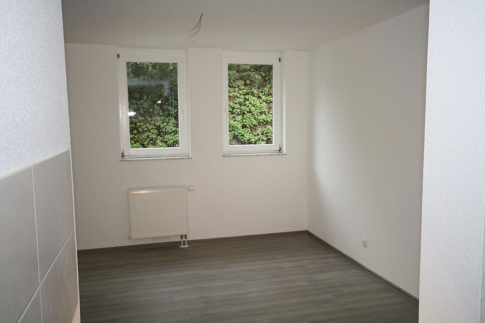 Pronájem bytu 4+1 101 m², Gothaer Straße 34, Suhl, Durynsko Pronájem bytu 4+1 101 m², Gothaer Straße 34, Suhl, Durynsko