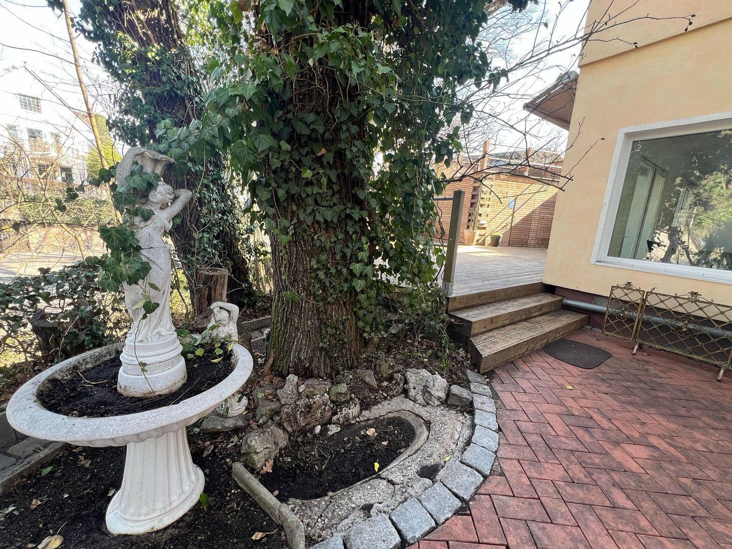 Prodej domu 120 m², pozemek 130 m², Nürnberg, Bavorsko Prodej domu 120 m², pozemek 130 m², Nürnberg, Bavorsko