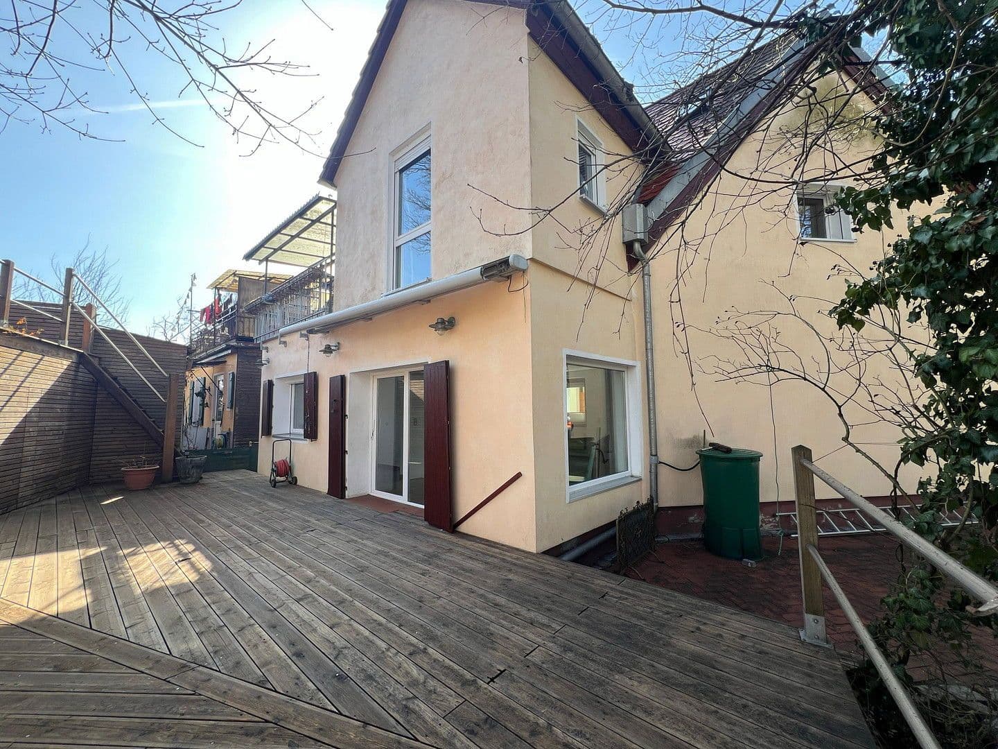 Prodej domu 120 m², pozemek 130 m², Nürnberg, Bavorsko Prodej domu 120 m², pozemek 130 m², Nürnberg, Bavorsko