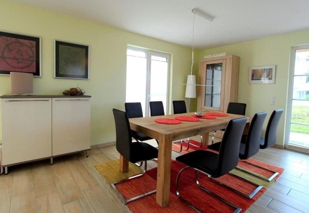 Prodej domu 118 m², pozemek 435 m², Am Gutsschloss 2, Rerik, Mecklenburg-Vorpommern Prodej domu 118 m², pozemek 435 m², Am Gutsschloss 2, Rerik, Mecklenburg-Vorpommern