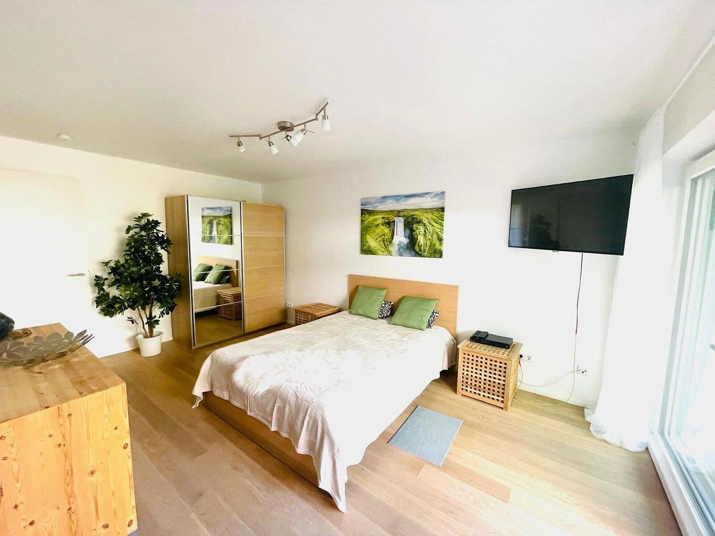 Prodej bytu 1+1 36 m², München, Bavorsko Prodej bytu 1+1 36 m², München, Bavorsko