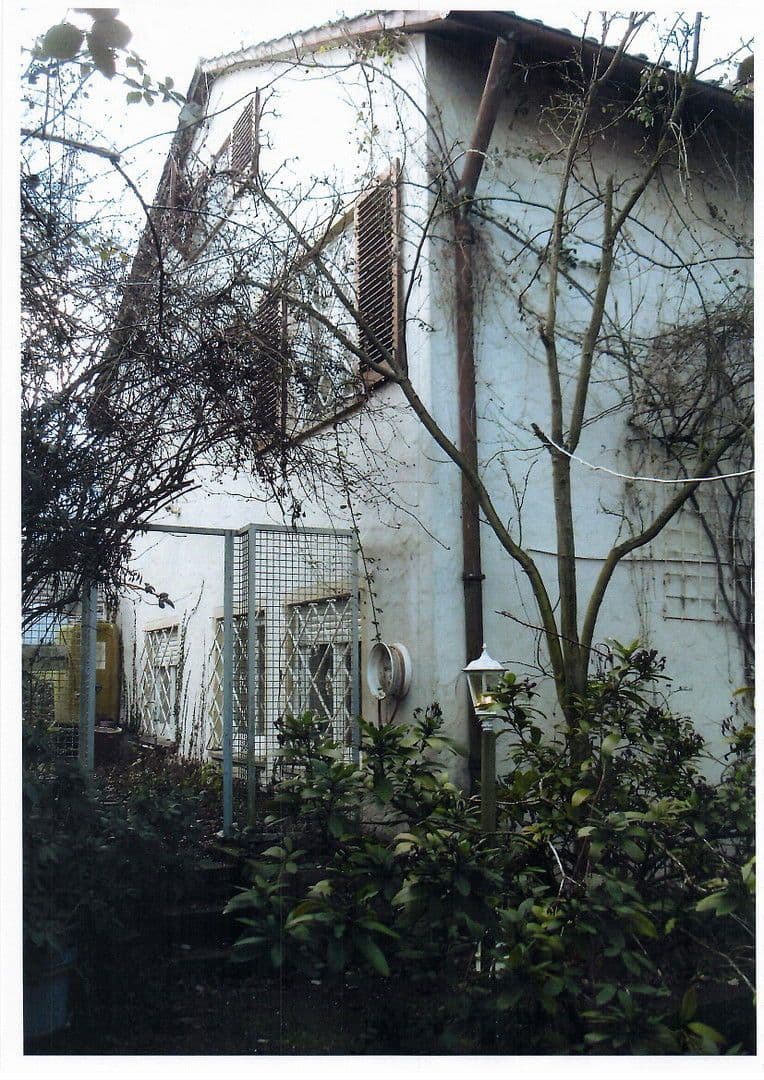 Prodej domu 244 m², pozemek 499 m², Korntal-Münchingen, Bádensko-Württembersko Prodej domu 244 m², pozemek 499 m², Korntal-Münchingen, Bádensko-Württembersko