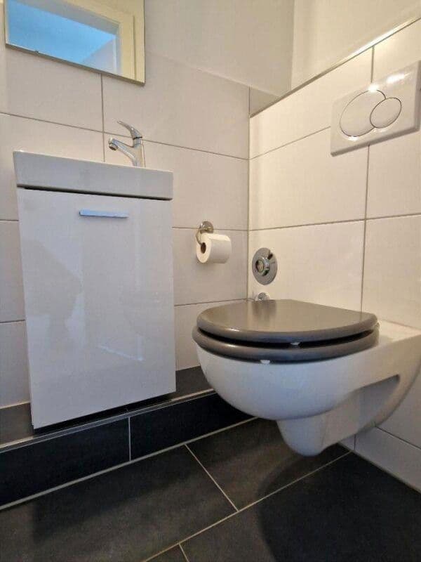 Prodej bytu 4+1 84 m², Hamburg, Hamburg Prodej bytu 4+1 84 m², Hamburg, Hamburg