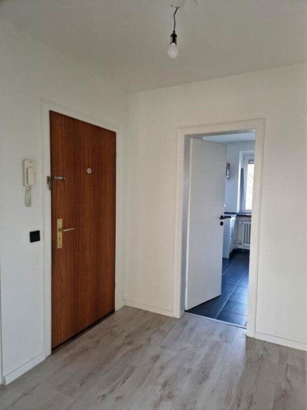 Prodej bytu 4+1 84 m², Hamburg, Hamburg Prodej bytu 4+1 84 m², Hamburg, Hamburg