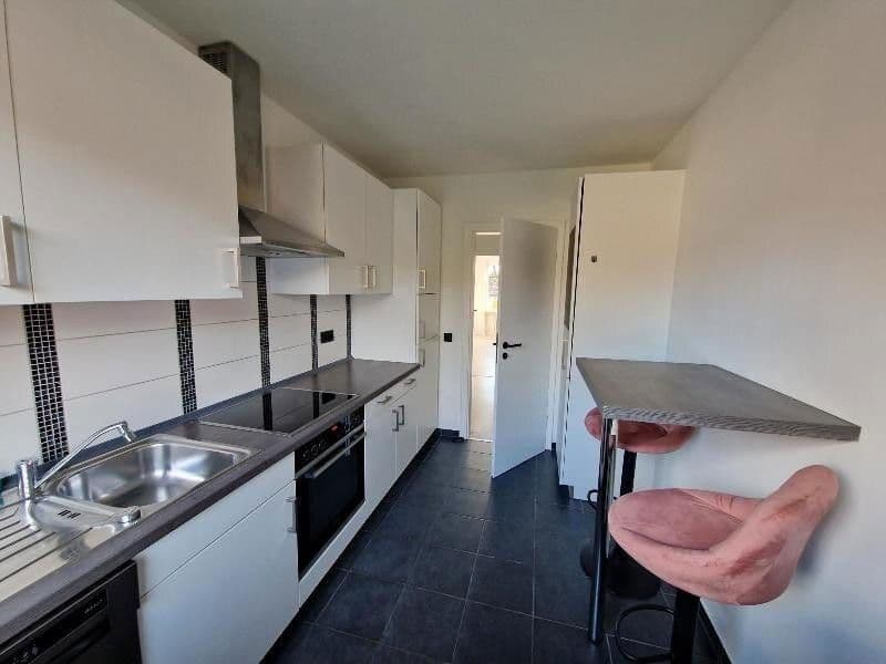 Prodej bytu 4+1 84 m², Hamburg, Hamburg Prodej bytu 4+1 84 m², Hamburg, Hamburg