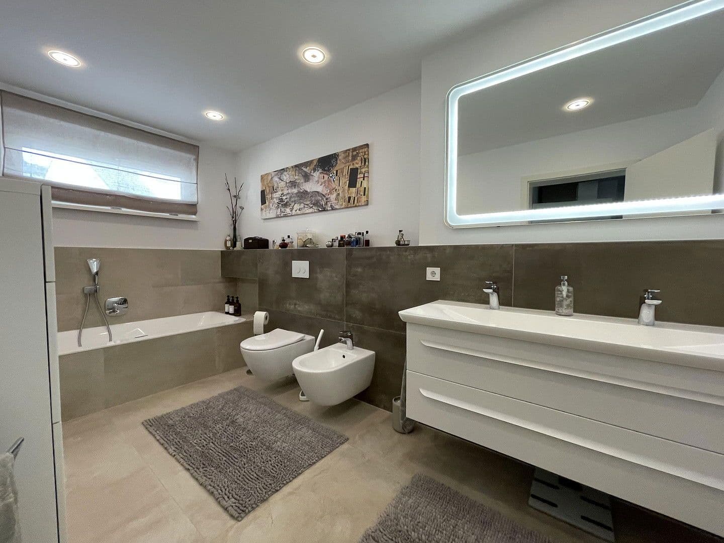 Prodej domu 232 m², pozemek 327 m², Baden-Baden, Bádensko-Württembersko Prodej domu 232 m², pozemek 327 m², Baden-Baden, Bádensko-Württembersko