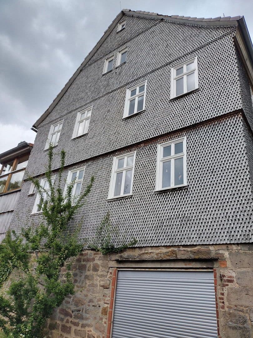 Prodej domu 225 m², pozemek 1.338 m², Kalbach, Hessen Prodej domu 225 m², pozemek 1.338 m², Kalbach, Hessen