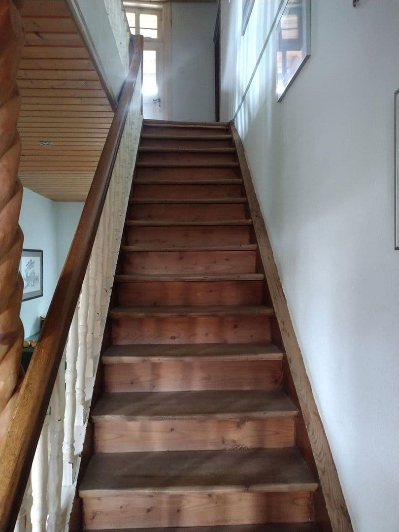 Prodej domu 225 m², pozemek 1.338 m², Kalbach, Hessen Prodej domu 225 m², pozemek 1.338 m², Kalbach, Hessen