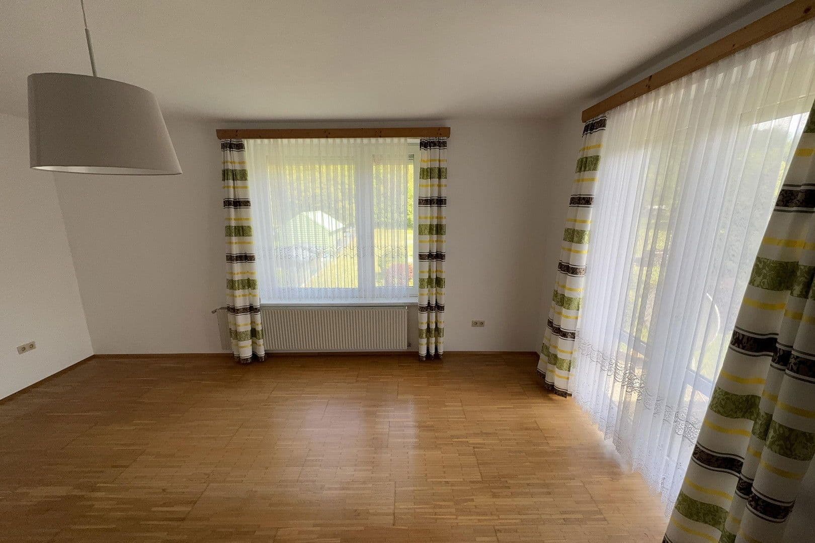 Prodej domu 246 m², pozemek 2.655 m², Radlbrunn, Dolní Rakousko Prodej domu 246 m², pozemek 2.655 m², Radlbrunn, Dolní Rakousko