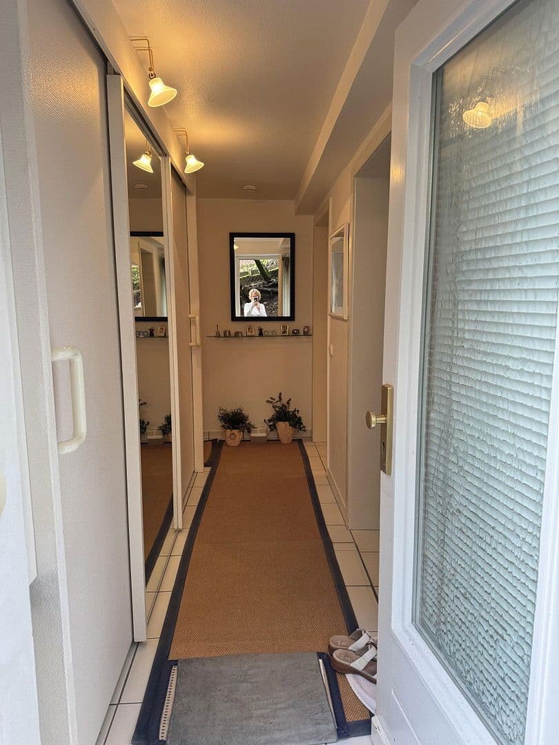 Pronájem bytu 2+1 55 m², Solingen, Severní Porýní-Vestfálsko Pronájem bytu 2+1 55 m², Solingen, Severní Porýní-Vestfálsko